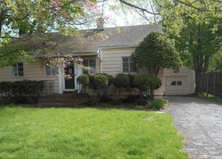 Foreclosure Listing in CHESTER ST HAMDEN, CT 06514