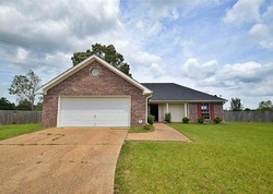 Foreclosure Listing in RIVERPOINTE PL PEARL, MS 39208