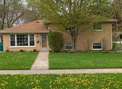 Foreclosure Listing in ANTHONY RD WHEELING, IL 60090