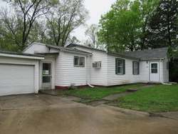 Foreclosure Listing in BLOOMINGTON RD CHAMPAIGN, IL 61820