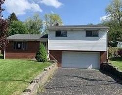 Foreclosure Listing in NIAGARA DR IRWIN, PA 15642