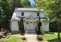 Foreclosure Listing in MACOPIN RD WEST MILFORD, NJ 07480