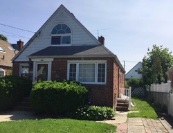 Foreclosure Listing in PATTERSON AVE HEMPSTEAD, NY 11550