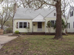 Foreclosure Listing in SW WEBSTER AVE TOPEKA, KS 66604