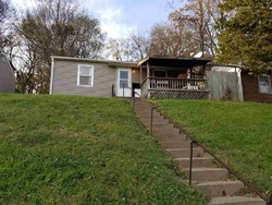 Foreclosure Listing in INDIAN RD DAVENPORT, IA 52802