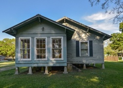 Foreclosure Listing in DEROUEN RD NEW IBERIA, LA 70560