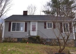 Foreclosure Listing in MERIDEN RD WATERBURY, CT 06705