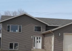 Foreclosure Listing in 16TH ST SW MINOT, ND 58701