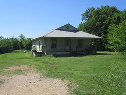  3rd St, Lexington TX