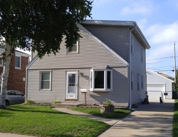 Foreclosure Listing in DWIGHT ST RACINE, WI 53403