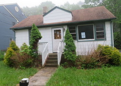 Foreclosure Listing in LAKE SHORE DR HEWITT, NJ 07421