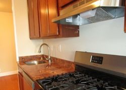 Foreclosure Listing in CENTER AVE APT 6H FORT LEE, NJ 07024