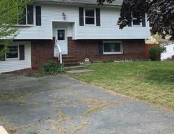 Foreclosure Listing in MIDDIE LN MANAHAWKIN, NJ 08050