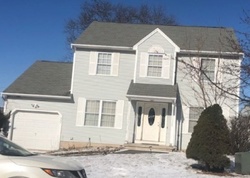 Foreclosure Listing in KENDALL CIR WATERBURY, CT 06708