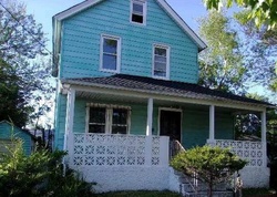 Foreclosure Listing in E DEAN ST FREEPORT, NY 11520