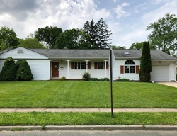  Stonicker Dr, Trenton NJ