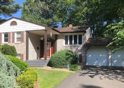 Foreclosure Listing in DARIEN DR CHERRY HILL, NJ 08003