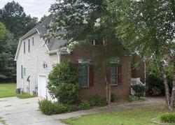 Foreclosure Listing in WHIFFLETREE DR SIMPSONVILLE, SC 29680