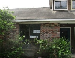 Foreclosure Listing in RIVERDALE AVE E BATON ROUGE, LA 70816