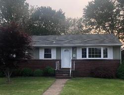 Foreclosure Listing in CHARLES AVE BELLMAWR, NJ 08031