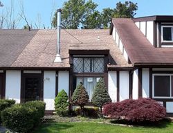 Foreclosure Listing in BRIAR HILL CT MIDDLE ISLAND, NY 11953