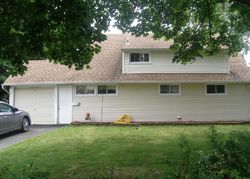 Foreclosure Listing in WILDFLOWER RD LEVITTOWN, PA 19057