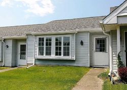 Foreclosure Listing in AYLESBURY CT UNIT B RIDGE, NY 11961