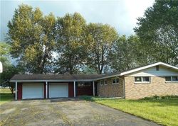 Foreclosure Listing in HILLTOP DR SCOTTDALE, PA 15683