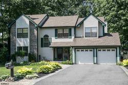  Debbie Ln, Millville NJ