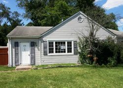 Foreclosure Listing in LEXINGTON CT JACKSON, NJ 08527