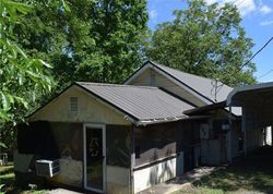Foreclosure Listing in E KLUTZ ST MAIDEN, NC 28650