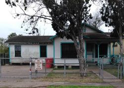 Foreclosure Listing in INDIANA ST ROBSTOWN, TX 78380