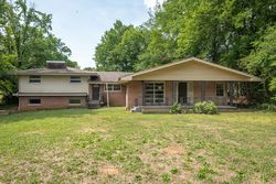 Foreclosure Listing in E RASCH RD FLORENCE, AL 35633