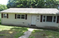 Foreclosure Listing in HILLSIDE AVE EAST HAVEN, CT 06512