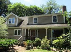 Foreclosure Listing in CUBA HILL RD GREENLAWN, NY 11740