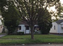 Foreclosure Listing in E 143RD ST CLEVELAND, OH 44128