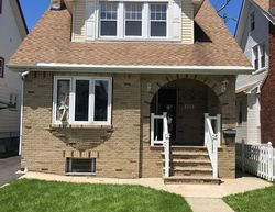 Foreclosure Listing in AMPERE PKWY BLOOMFIELD, NJ 07003
