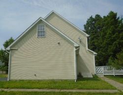 Foreclosure Listing in HIGHWOOD CIR COLCHESTER, CT 06415