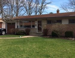 Foreclosure Listing in LONGAKER RD NORTHBROOK, IL 60062