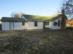 Foreclosure Listing in DOSS RD LINCOLN, AR 72744