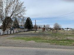 Foreclosure Listing in S EDWARDS RD HERMISTON, OR 97838