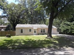 Foreclosure Listing in N 65TH TER KANSAS CITY, KS 66104