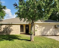  Viking St, Victoria TX