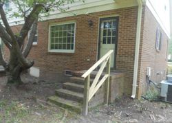 Foreclosure Listing in FUNDERBURK DR CHERAW, SC 29520