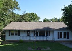 Foreclosure Listing in W SAINT CLAIR ST VANDALIA, IL 62471