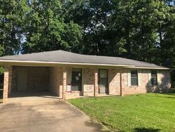 Foreclosure Listing in LONE OAK PARK WEST POINT, MS 39773