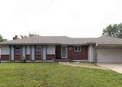 Foreclosure in  E 83RD TER Kansas City, MO 64138