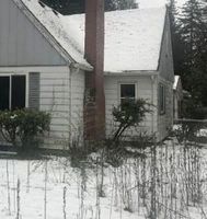 Foreclosure Listing in SE LINCOLN ST PORTLAND, OR 97233