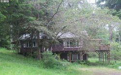 Foreclosure Listing in THISTLE HILL RD RAINIER, OR 97048