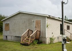 Foreclosure Listing in NE 12TH AVE STARKE, FL 32091